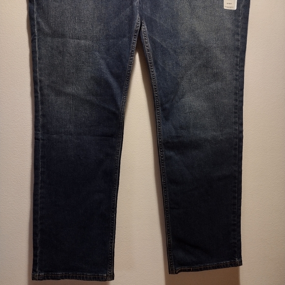 Levi Strauss Signature Super Flex Slim Fit Jeans - Picture 12 of 13